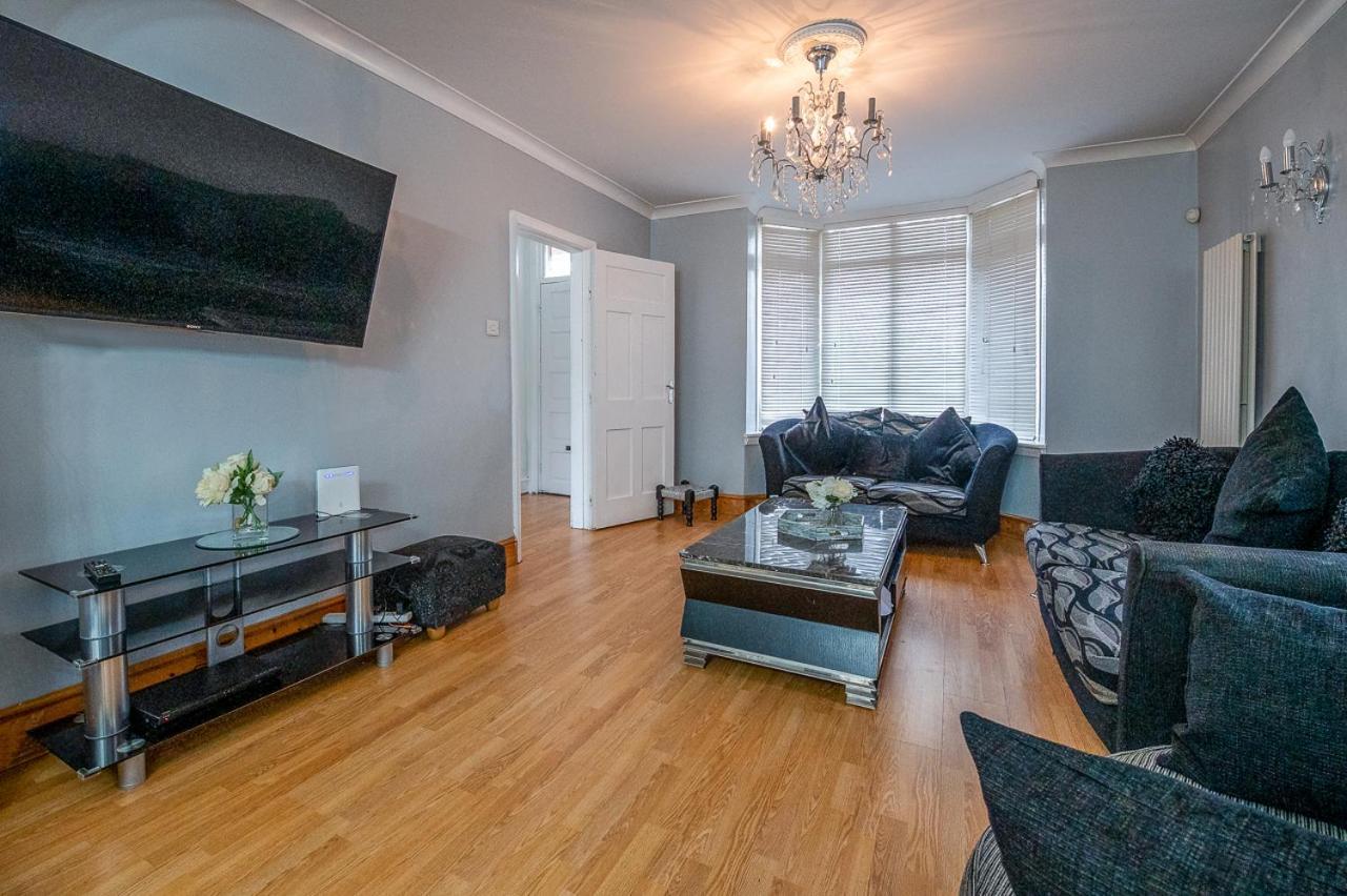 Spacious Worcester City Centre House Экстерьер фото