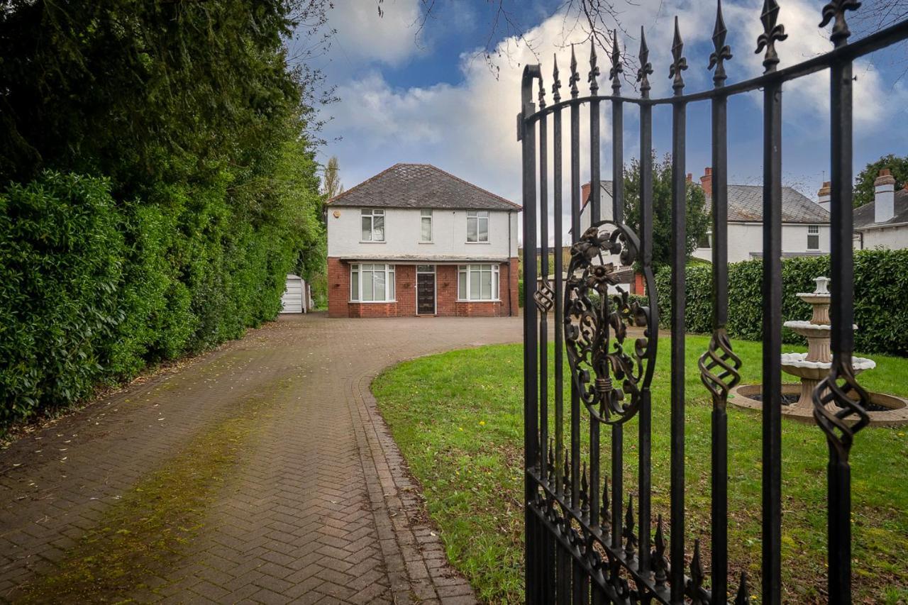 Spacious Worcester City Centre House Экстерьер фото