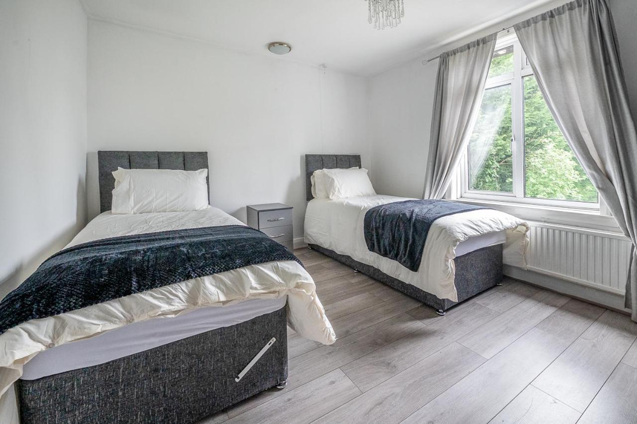 Spacious Worcester City Centre House Экстерьер фото